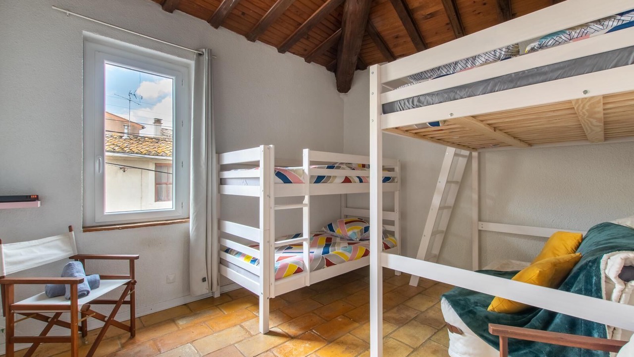 Photo of Bedroom in Saint-Laurent-d'Aigouze