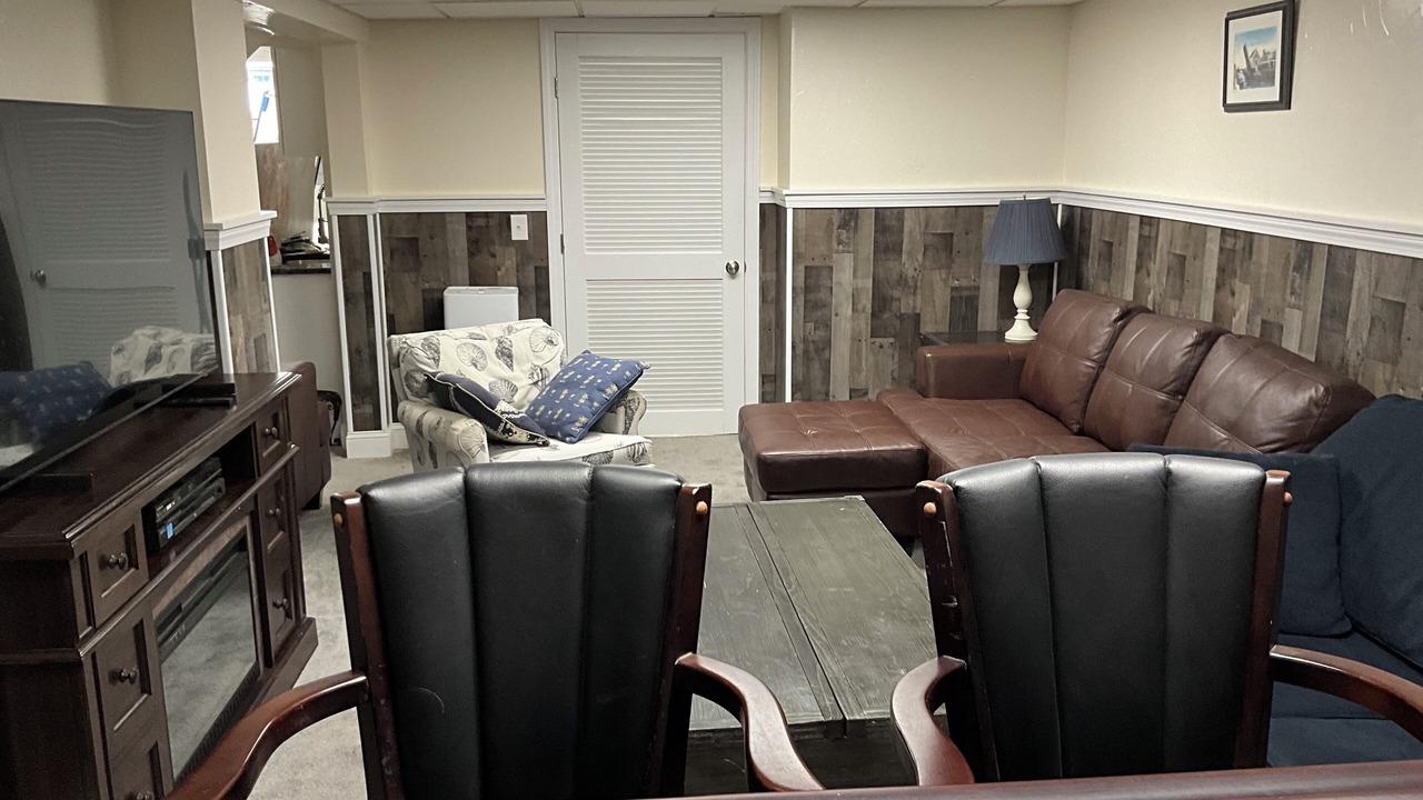Photo of Livingroom in Forestdale