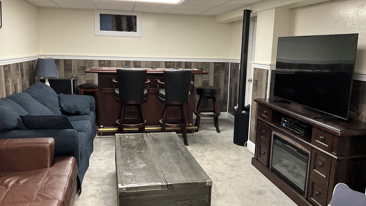 Photo of Livingroom in Forestdale