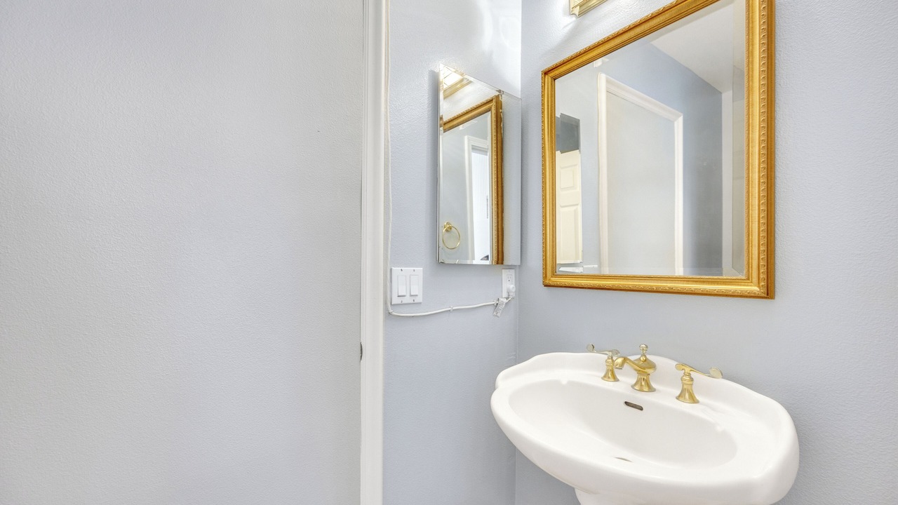 Photo of Bathroom in East Pasadena