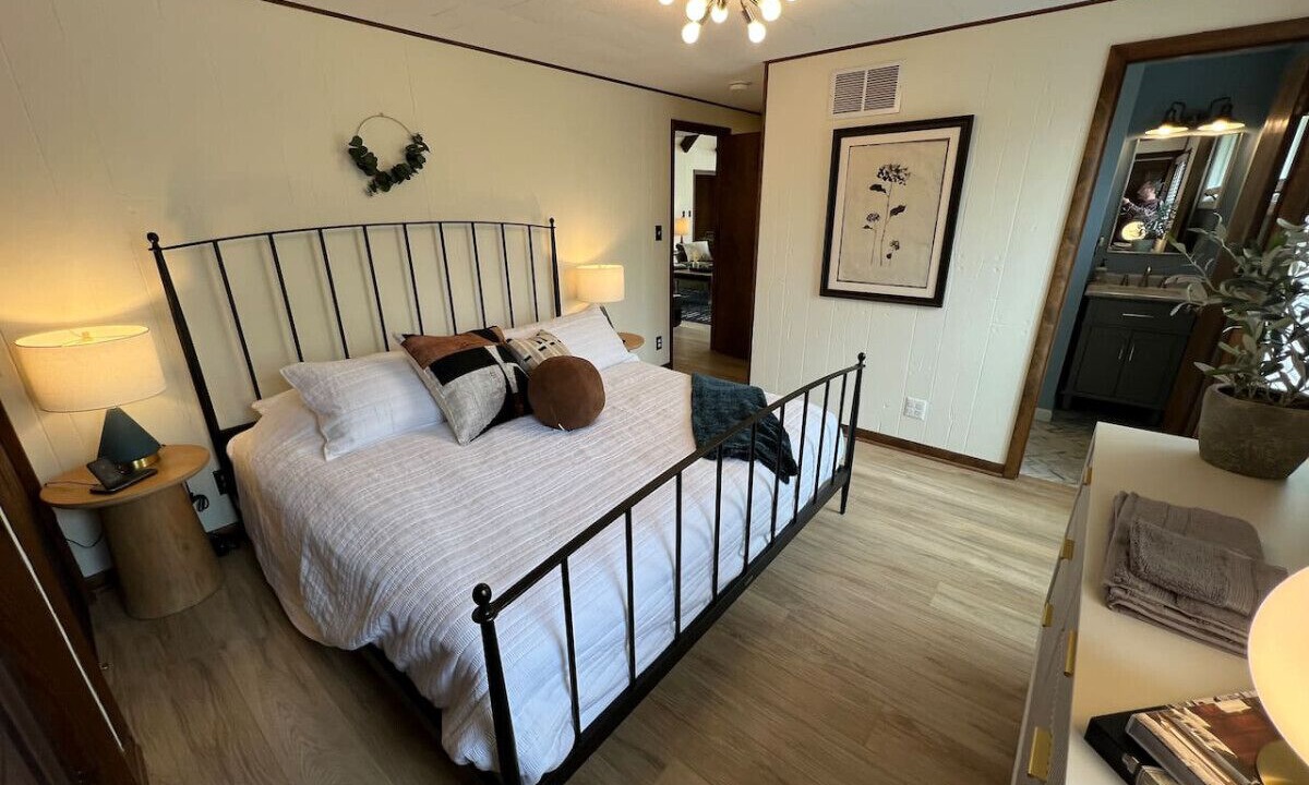 Photo of Bedroom in Chester Gap