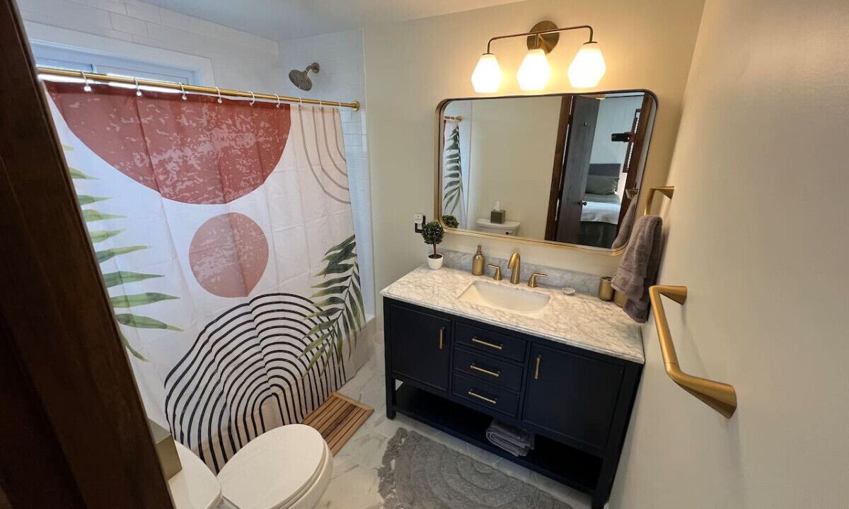 Photo of Bathroom in Chester Gap
