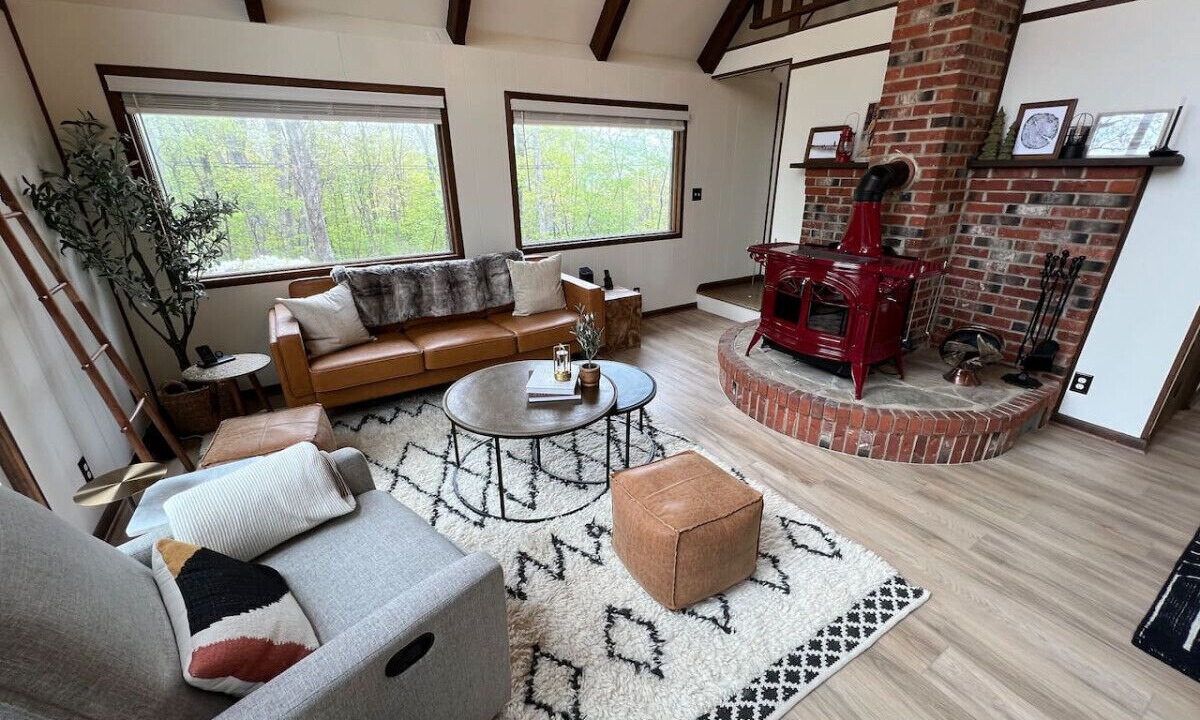 Photo of Livingroom in Chester Gap