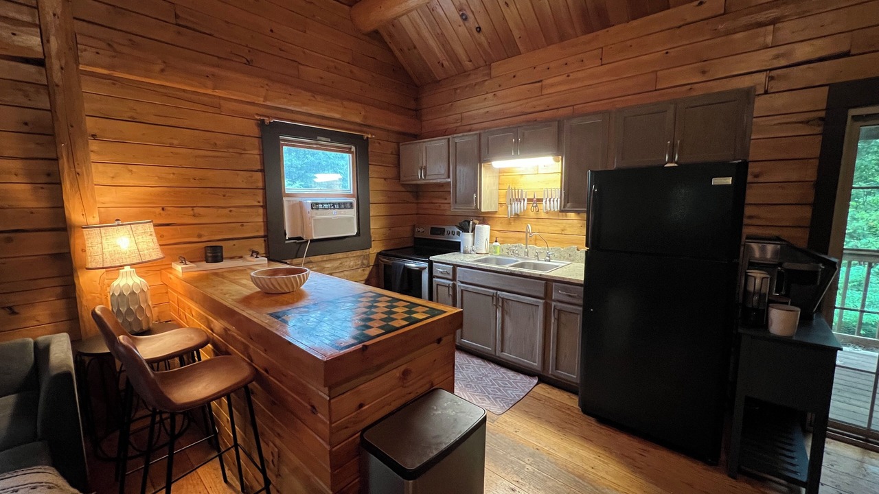 Photo of Kitchen in Huey