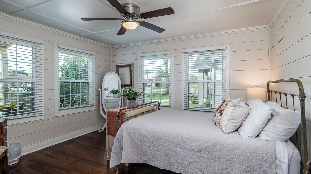 Photo of Bedroom in Tomball
