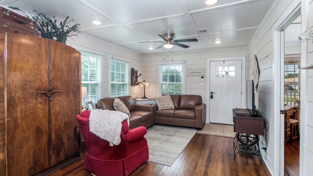 Photo of Livingroom in Tomball