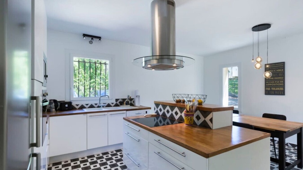 Photo of Kitchen in Roquefort-les-Pins