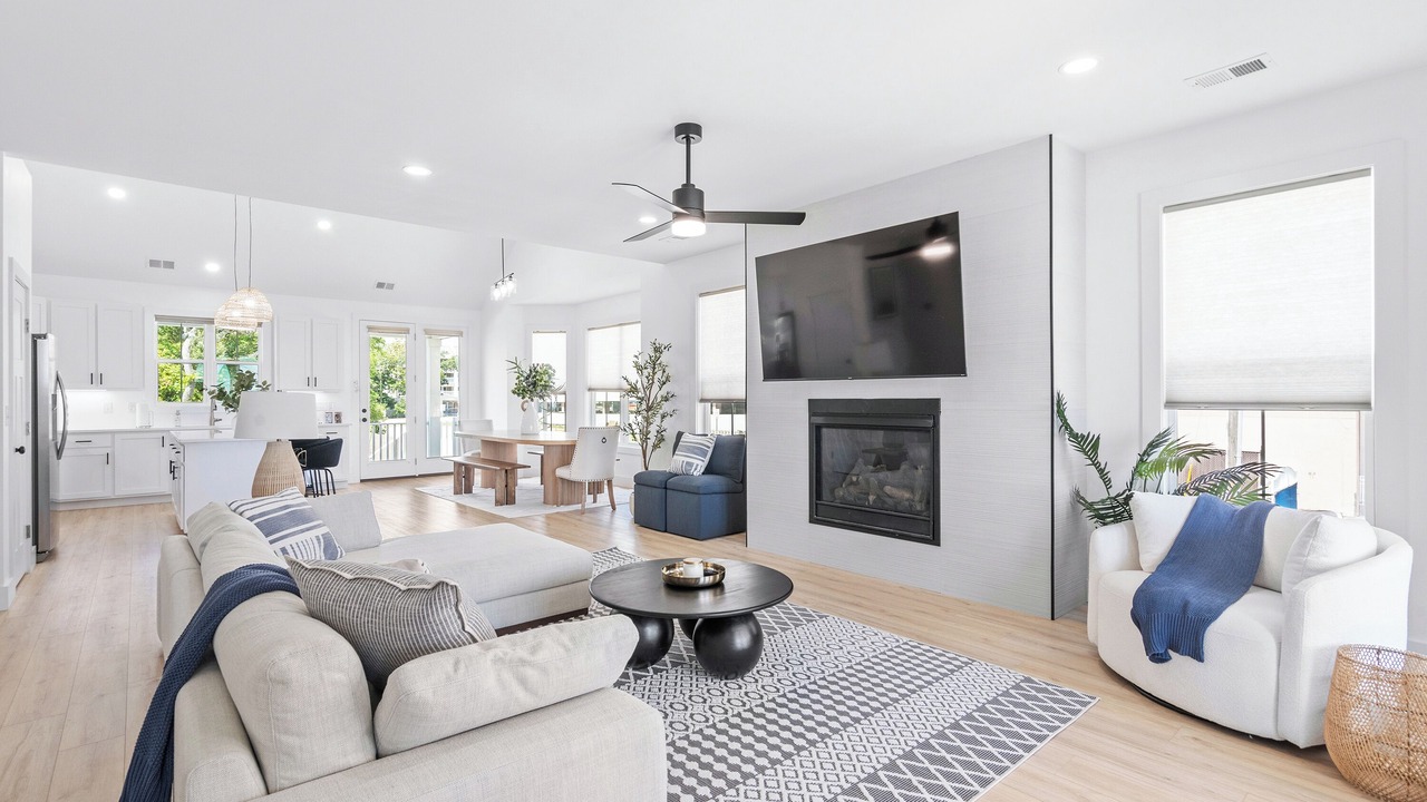 Photo of Livingroom in Atlantic Beach