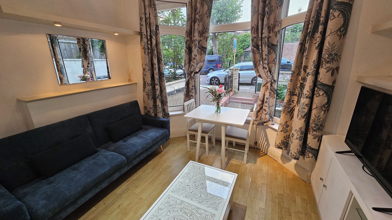 Photo of Livingroom in Hornsey