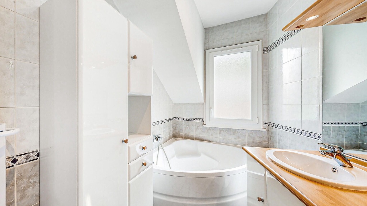Photo of Bathroom in Cauterets