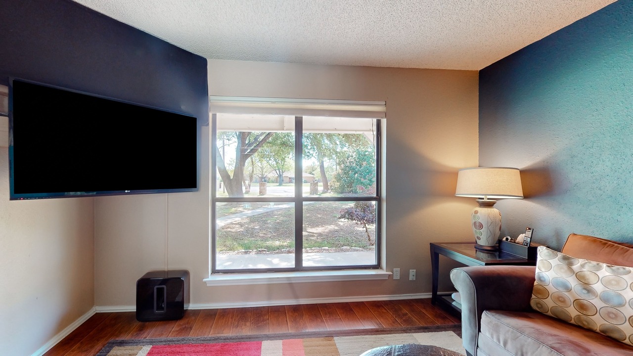 Photo of Livingroom in Brushy Creek