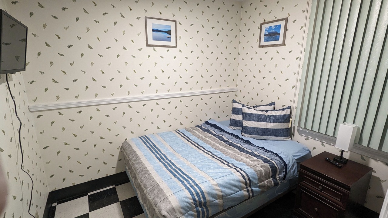 Photo of Bedroom in Gloversville