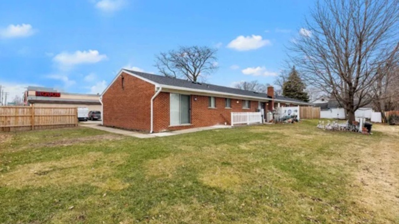 Photo of Outdoor in Mount Clemens