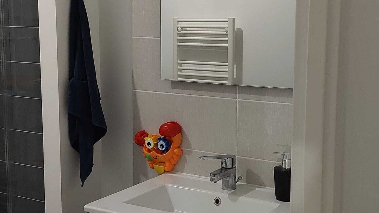 Photo of Bathroom in Saint-Denis