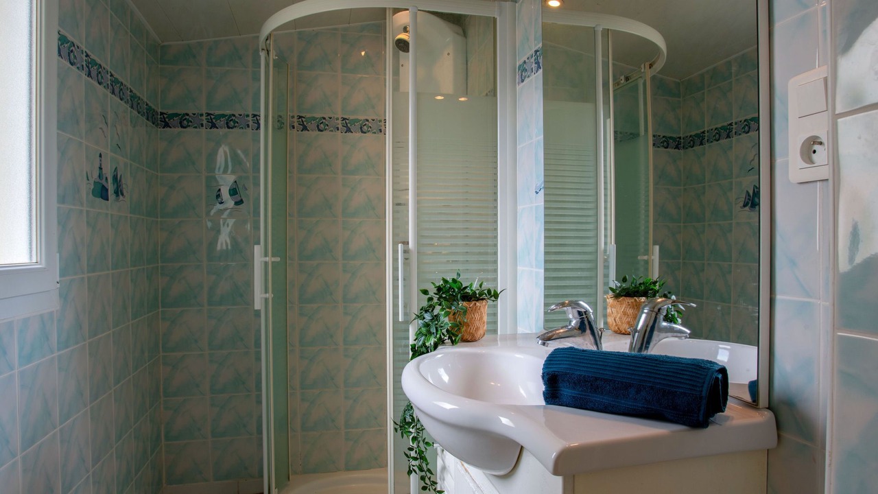 Photo of Bathroom in Pornic