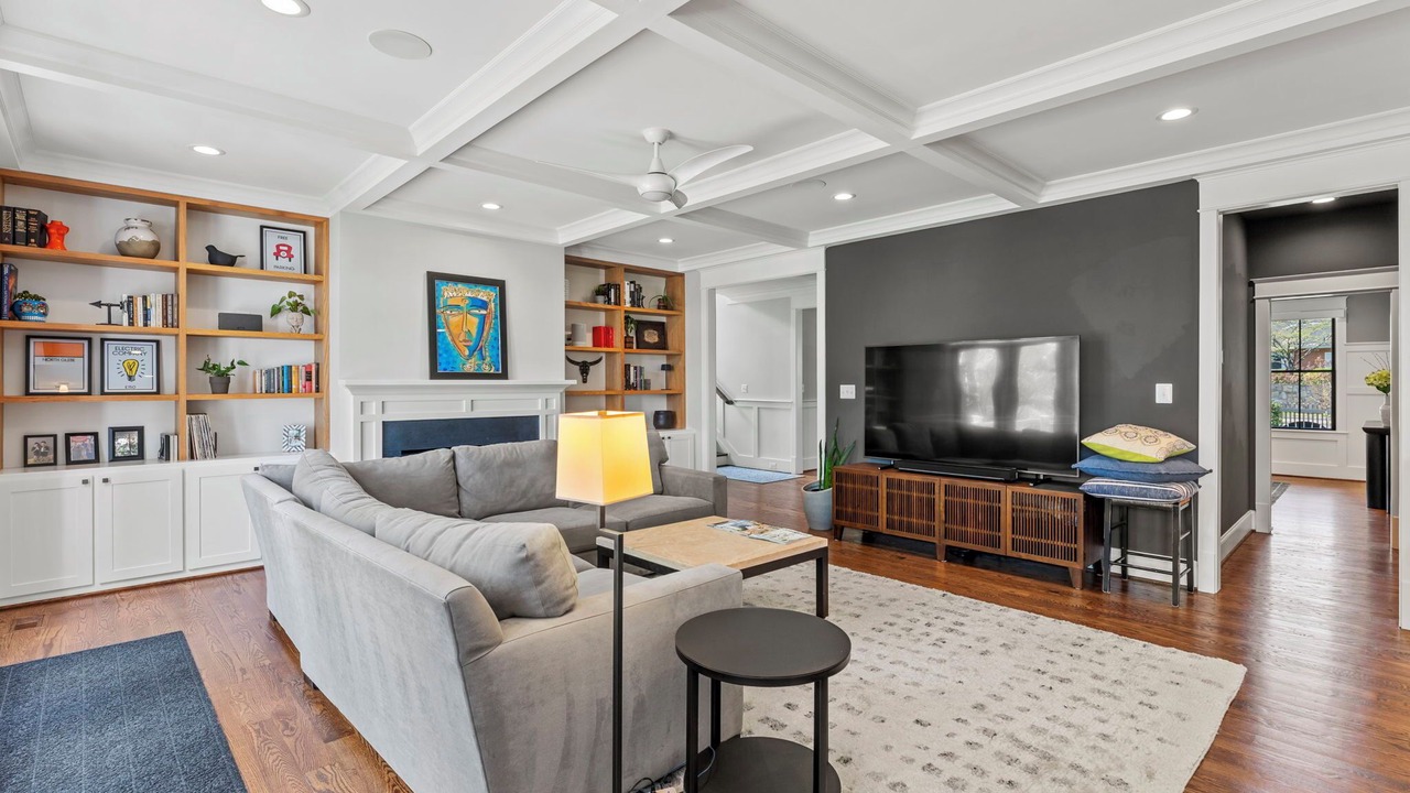 Photo of Livingroom in Arlington