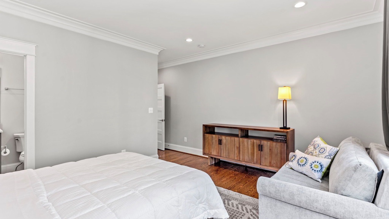 Photo of Bedroom in Arlington