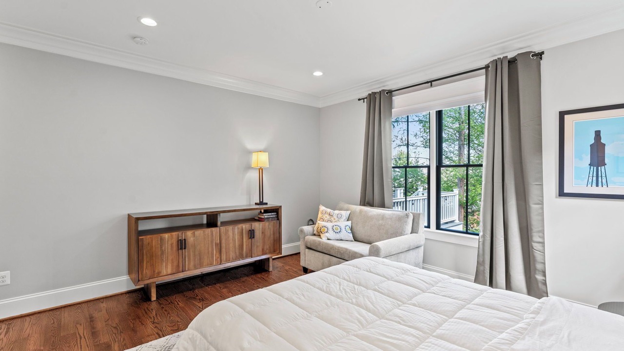 Photo of Bedroom in Arlington