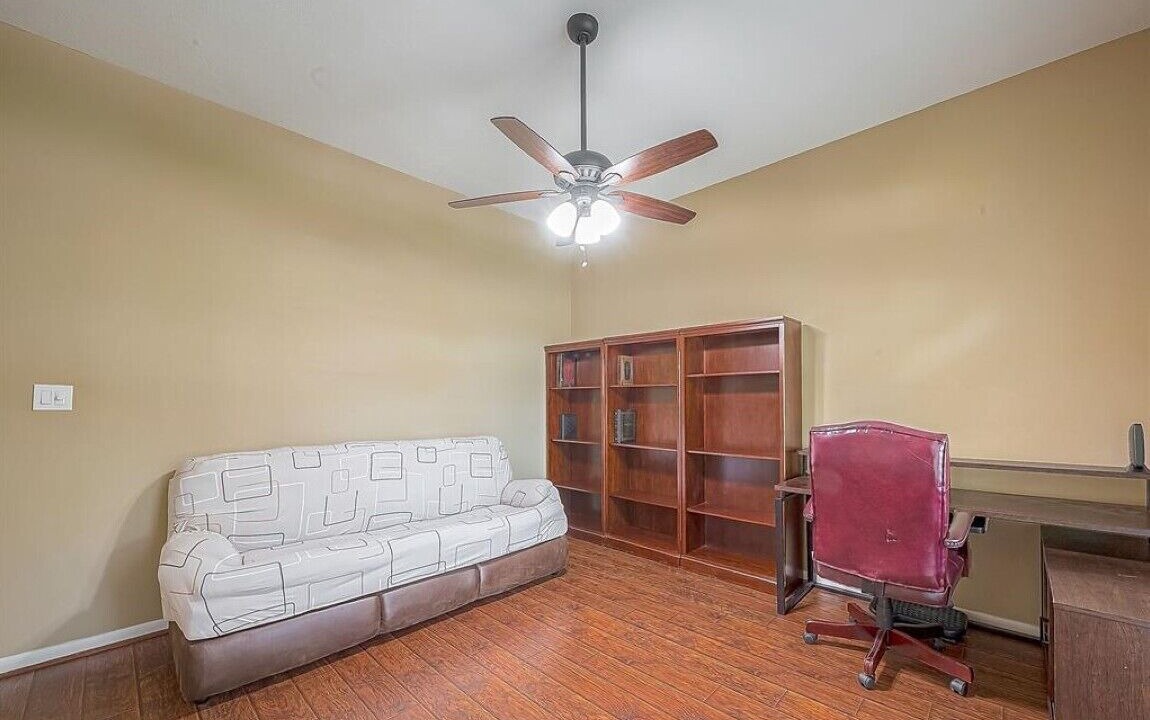 Photo of Livingroom in Cinco Ranch