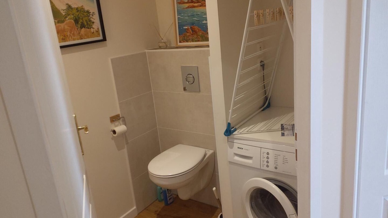 Photo of Bathroom in Tregastel