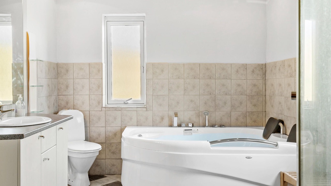Photo of Bathroom in Vrist Strand