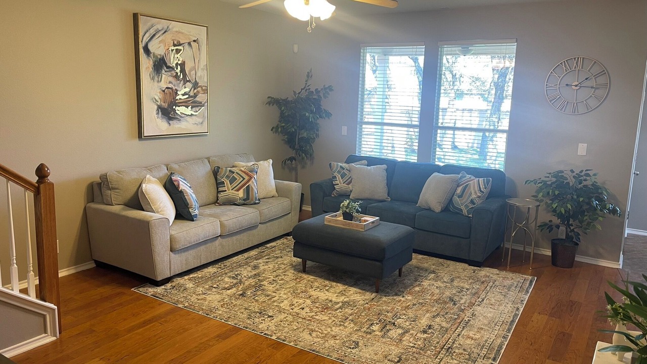 Photo of Livingroom in Helotes