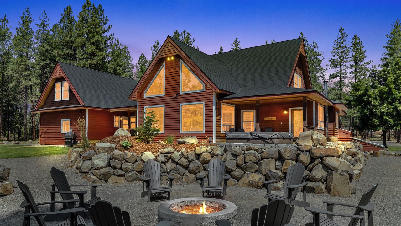 Photo of Livingroom in Cle Elum