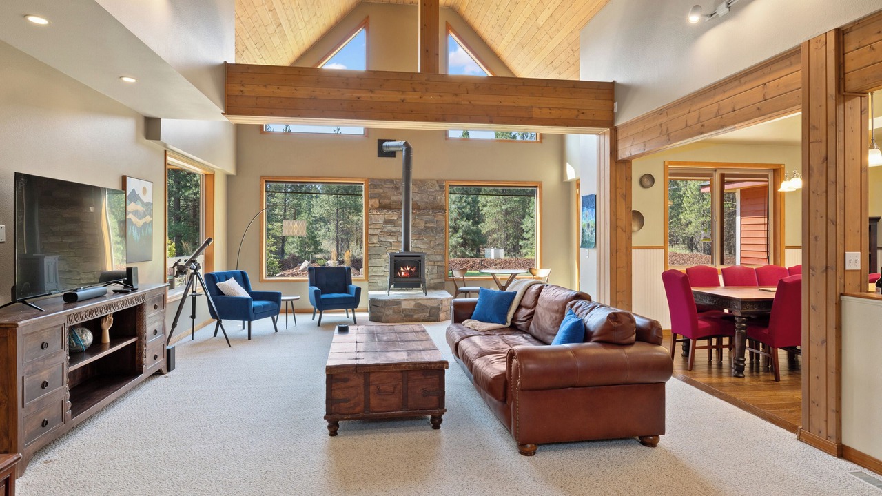 Photo of Livingroom in Cle Elum