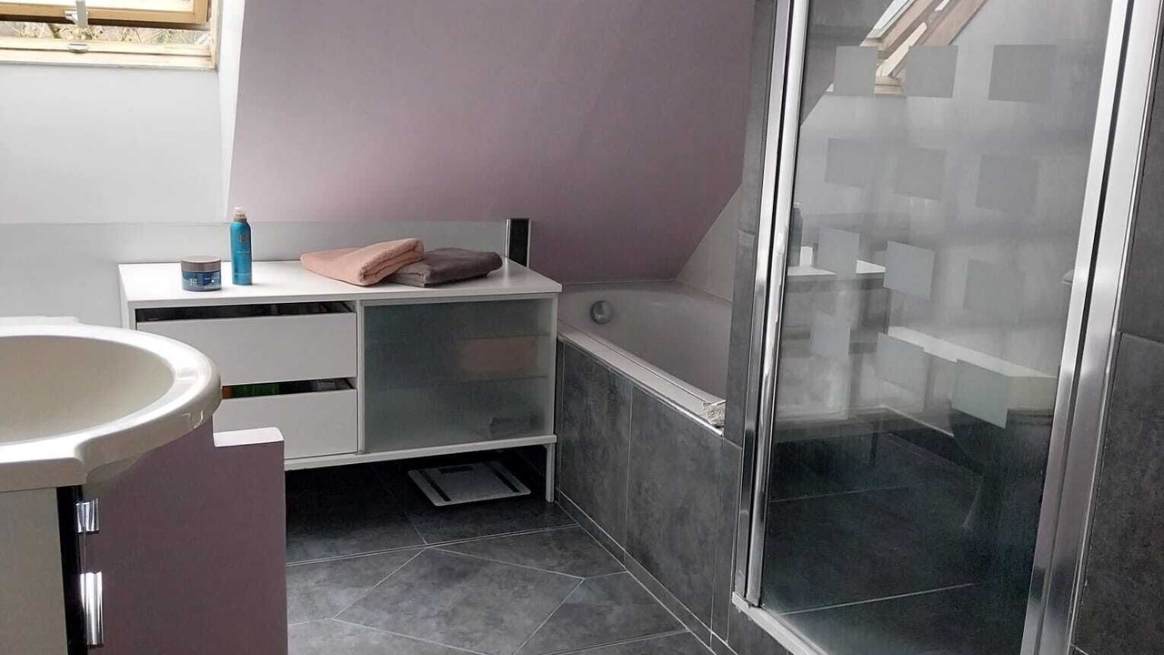 Photo of Bathroom in Salouel