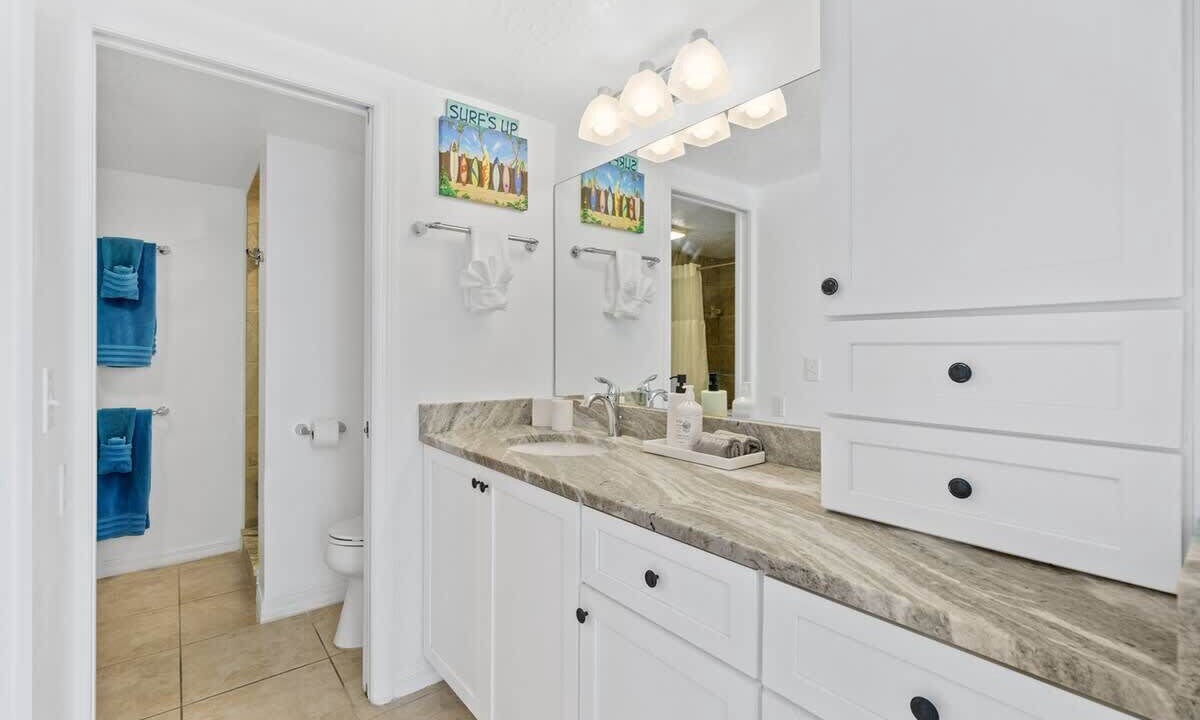 Photo of Bathroom in Cape Caneveral Beach Gardens