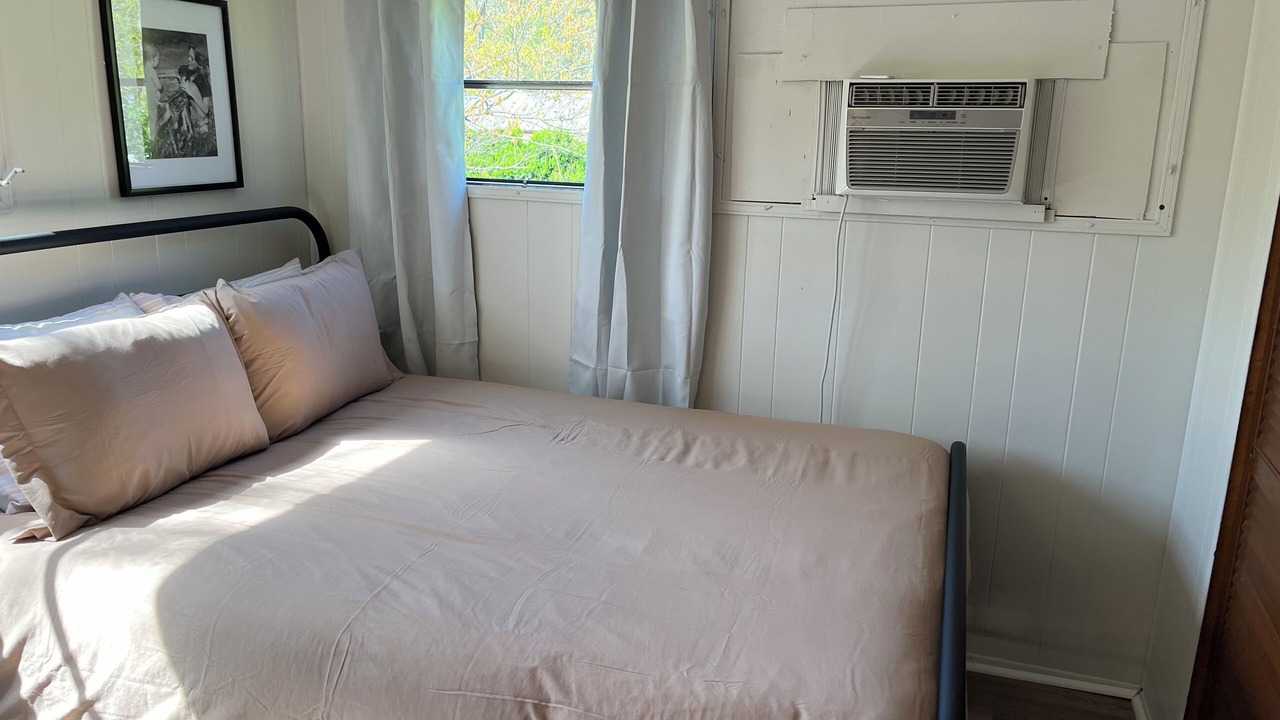 Photo of Bedroom in Pence Springs
