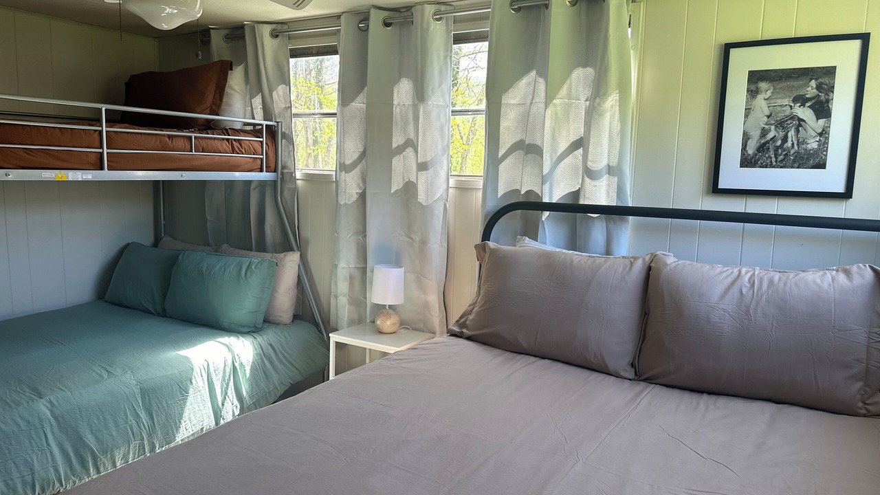 Photo of Bedroom in Pence Springs