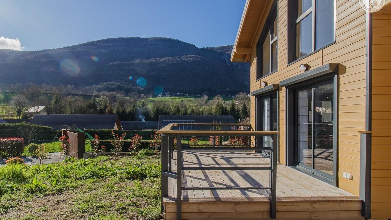 Photo of Patio Balcony in Saint-Thibaud-de-Couz
