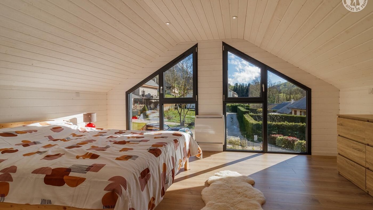 Photo of Bedroom in Saint-Thibaud-de-Couz