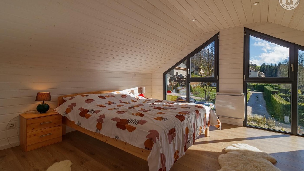 Photo of Bedroom in Saint-Thibaud-de-Couz