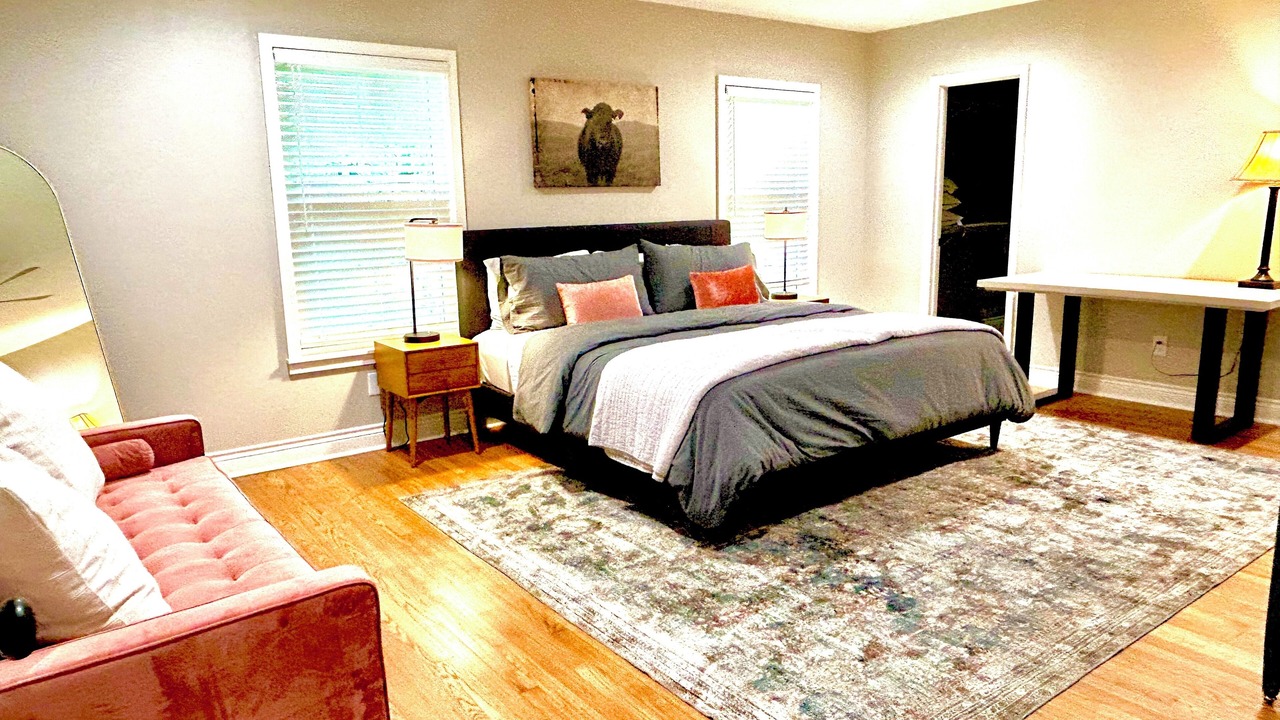 Photo of Bedroom in La Grange