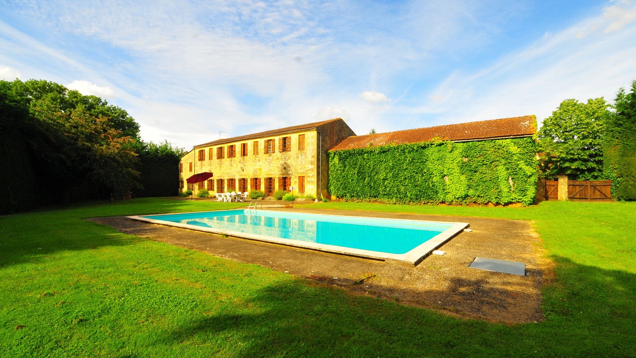 Photo of Outdoor in Pressignac-Vicq