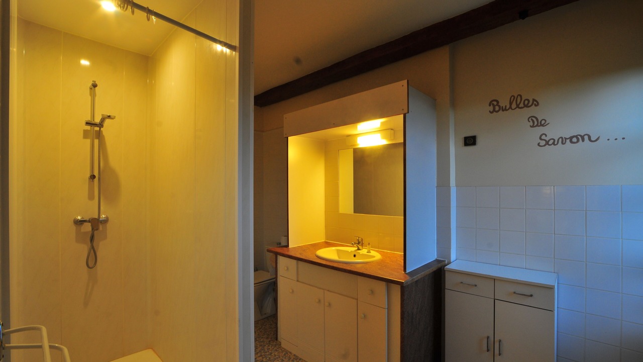 Photo of Bathroom in Pressignac-Vicq
