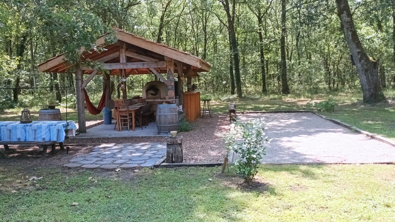 Photo of Outdoor in Luglon