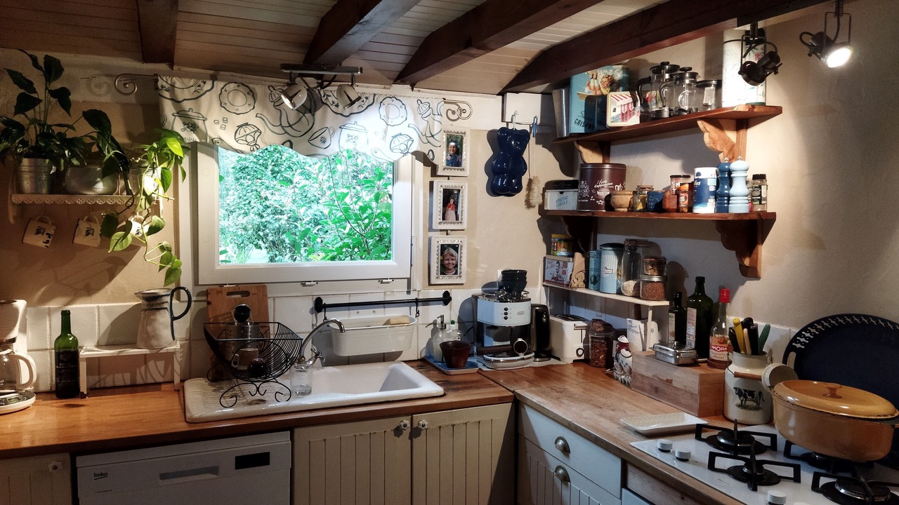 Photo of Kitchen in Luglon