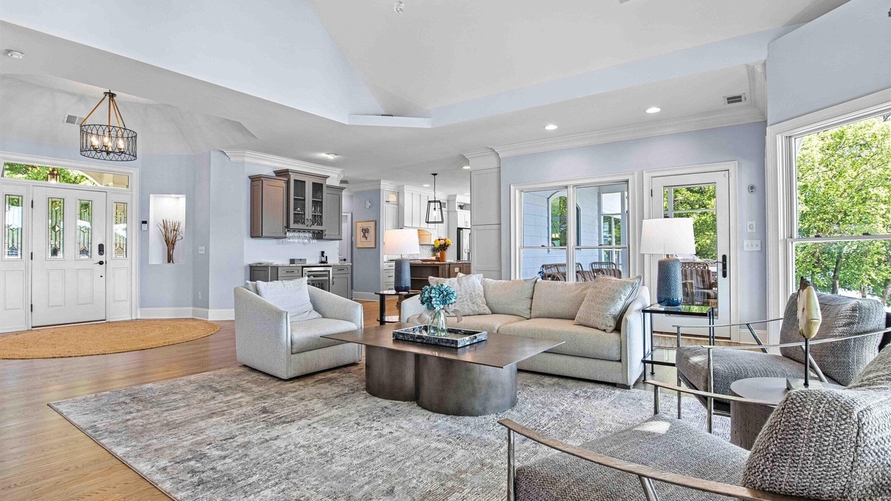 Photo of Livingroom in Lake Norman of Catawba