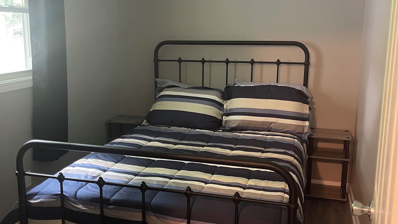 Photo of Bedroom in Elgin