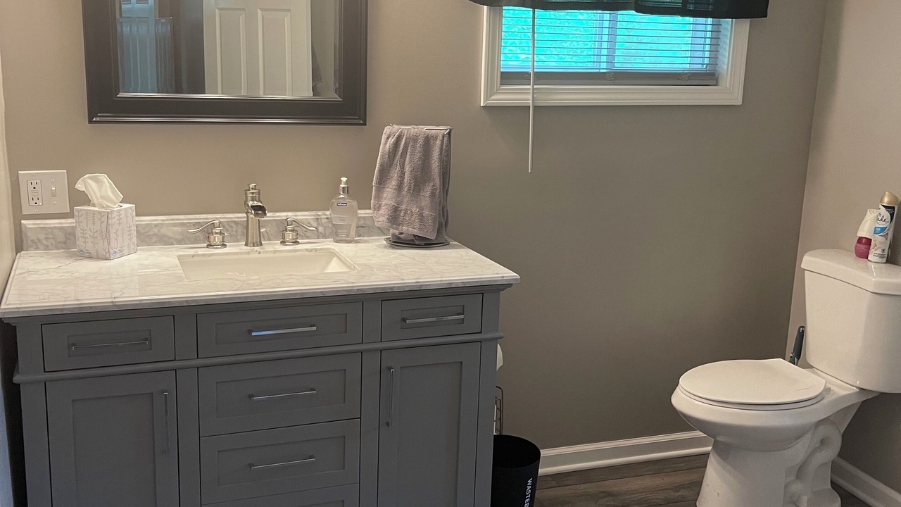Photo of Bathroom in Elgin