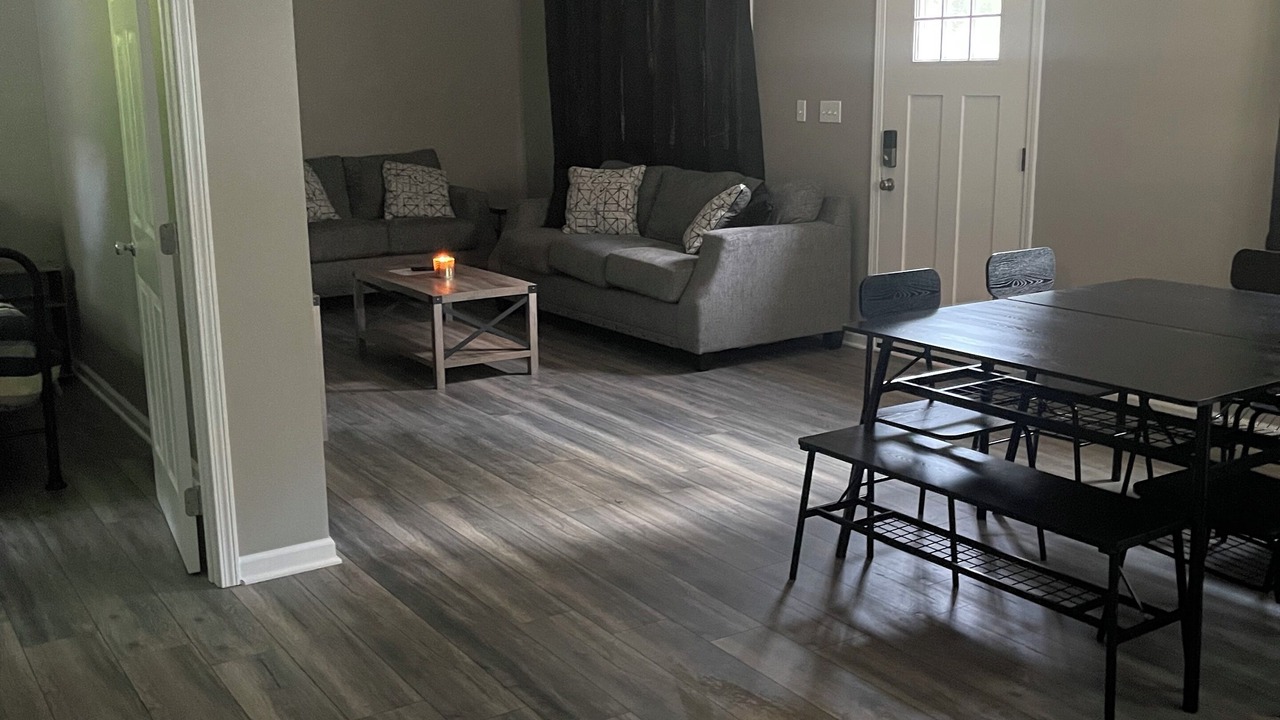 Photo of Livingroom in Elgin