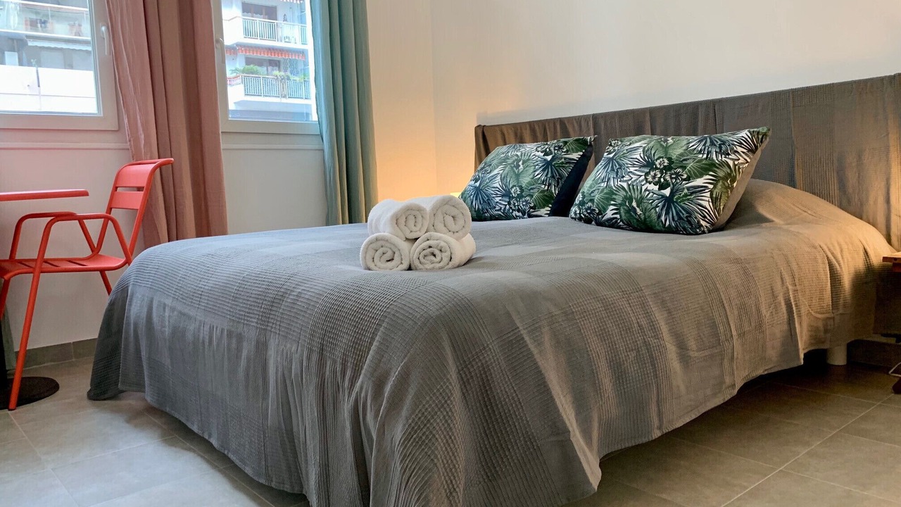 Photo of Bedroom in Les Baumettes