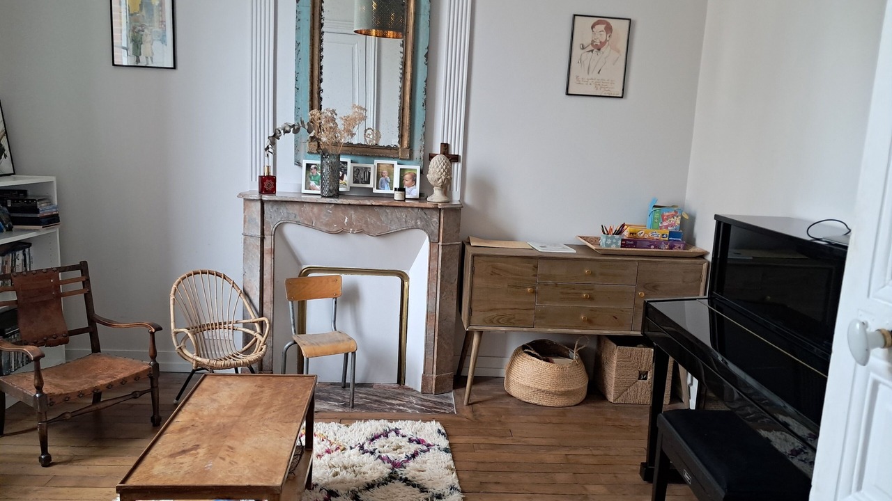 Photo of Livingroom in Laval