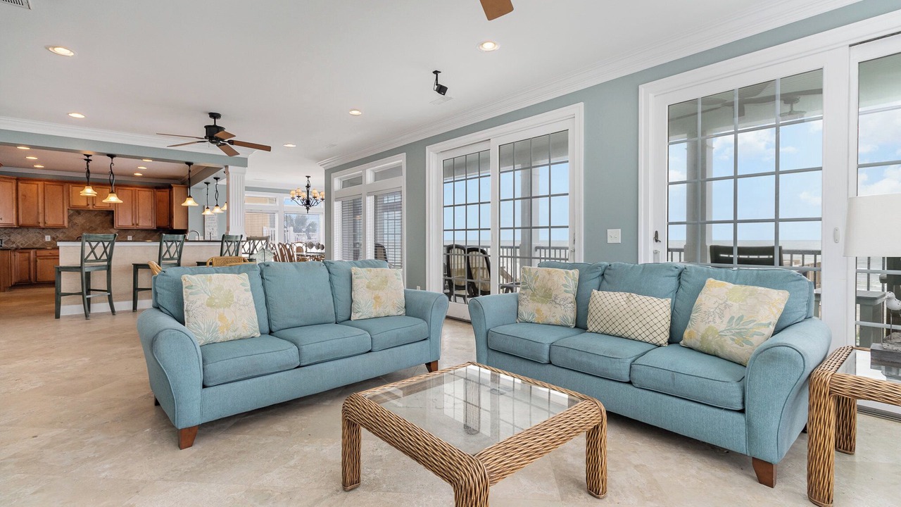 Photo of Livingroom in Long Bay Estates