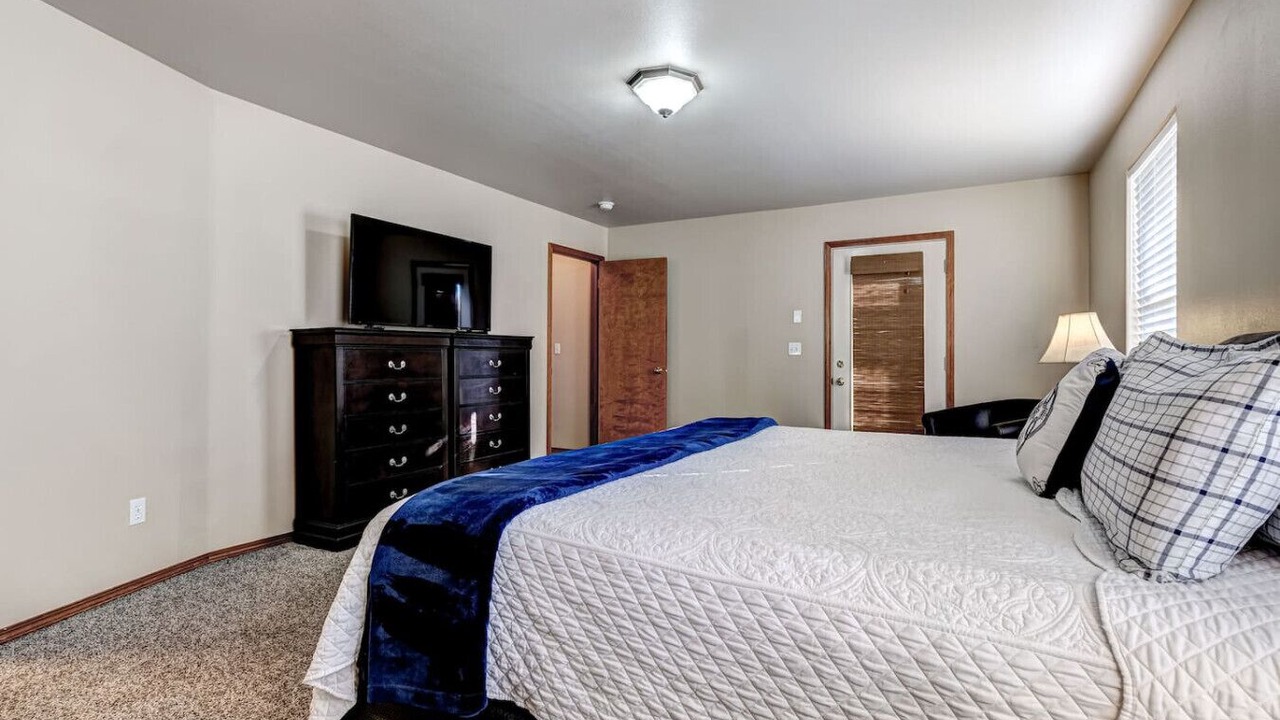 Photo of Others in Tri-Cities