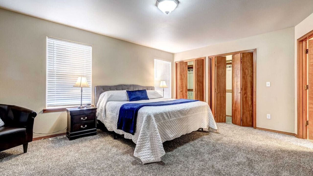 Photo of Others in Tri-Cities