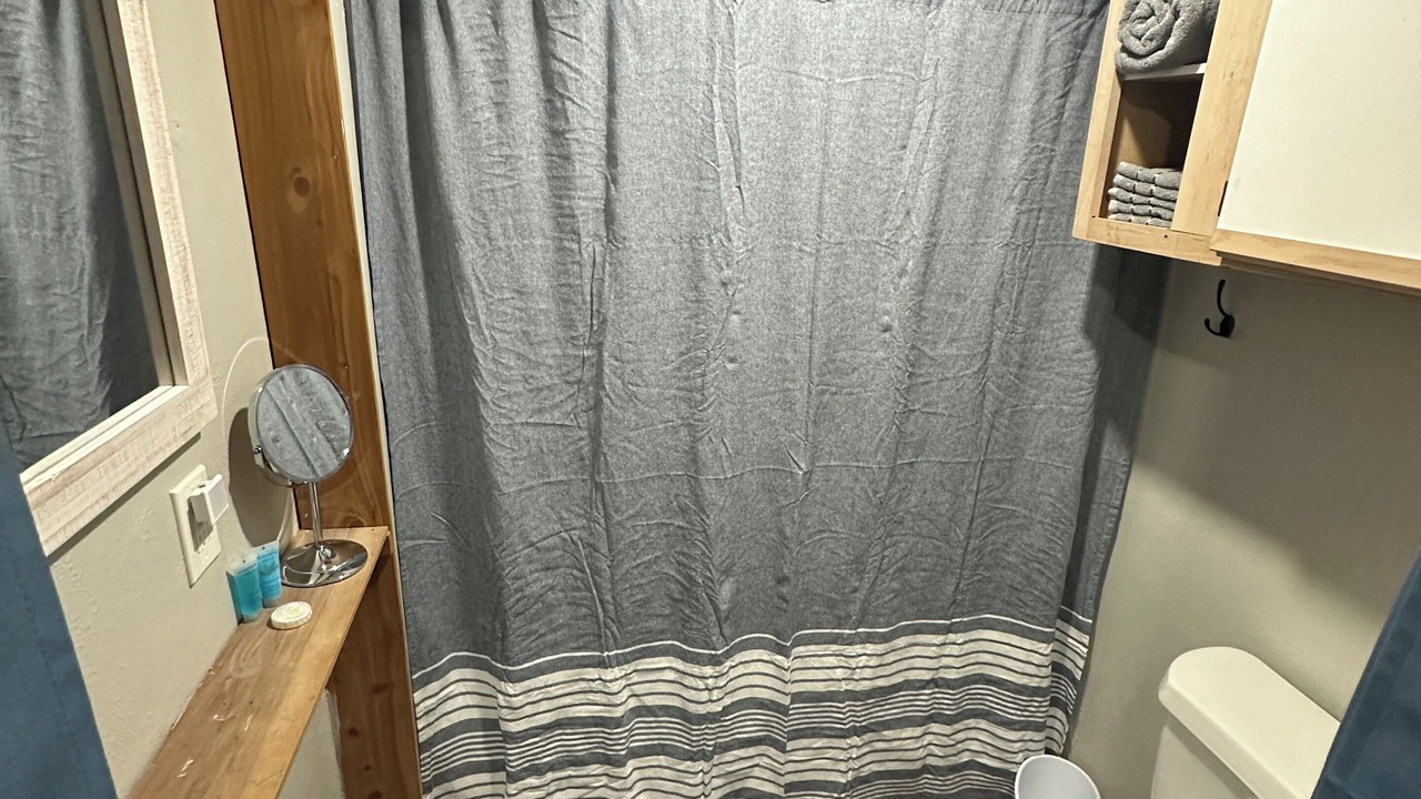 Photo of Bathroom in Willis